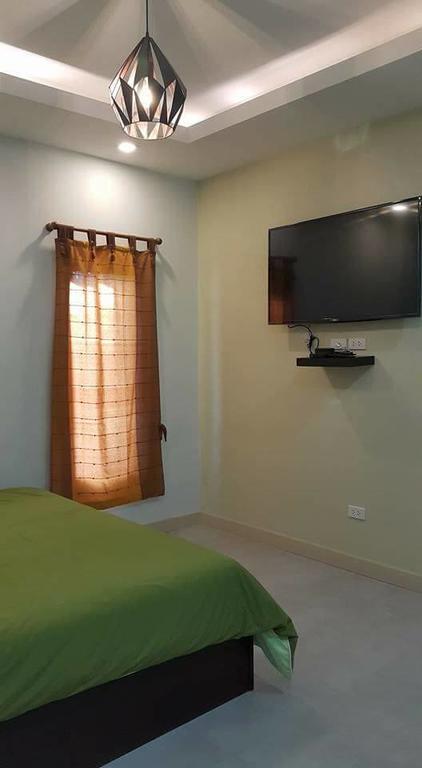 The House At Pranburi Hotel Buitenkant foto