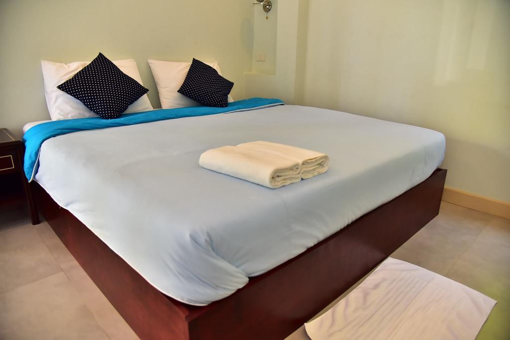The House At Pranburi Hotel Buitenkant foto